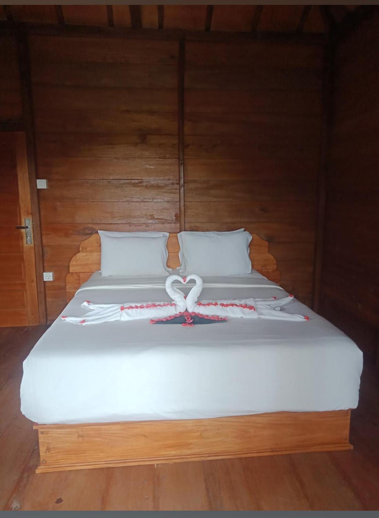 Singaraja Uma D'Nyuh Homestay מראה חיצוני תמונה